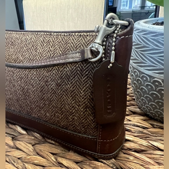 AUTHENTIC - Vintage Coach 1999 Tweed Bleeker Demi Zip - EUC - Picture 2 of 6